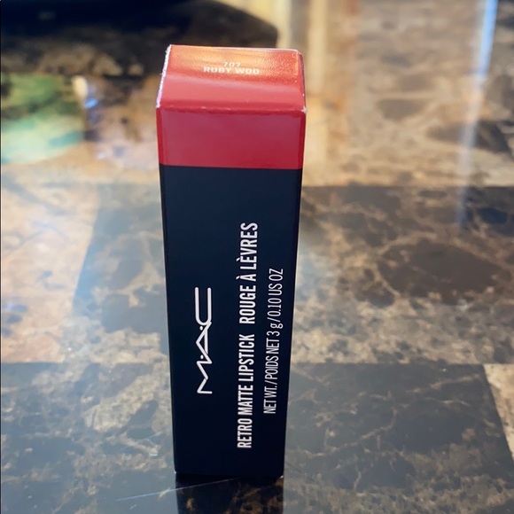 Ruby Woo - Picture 2 of 3